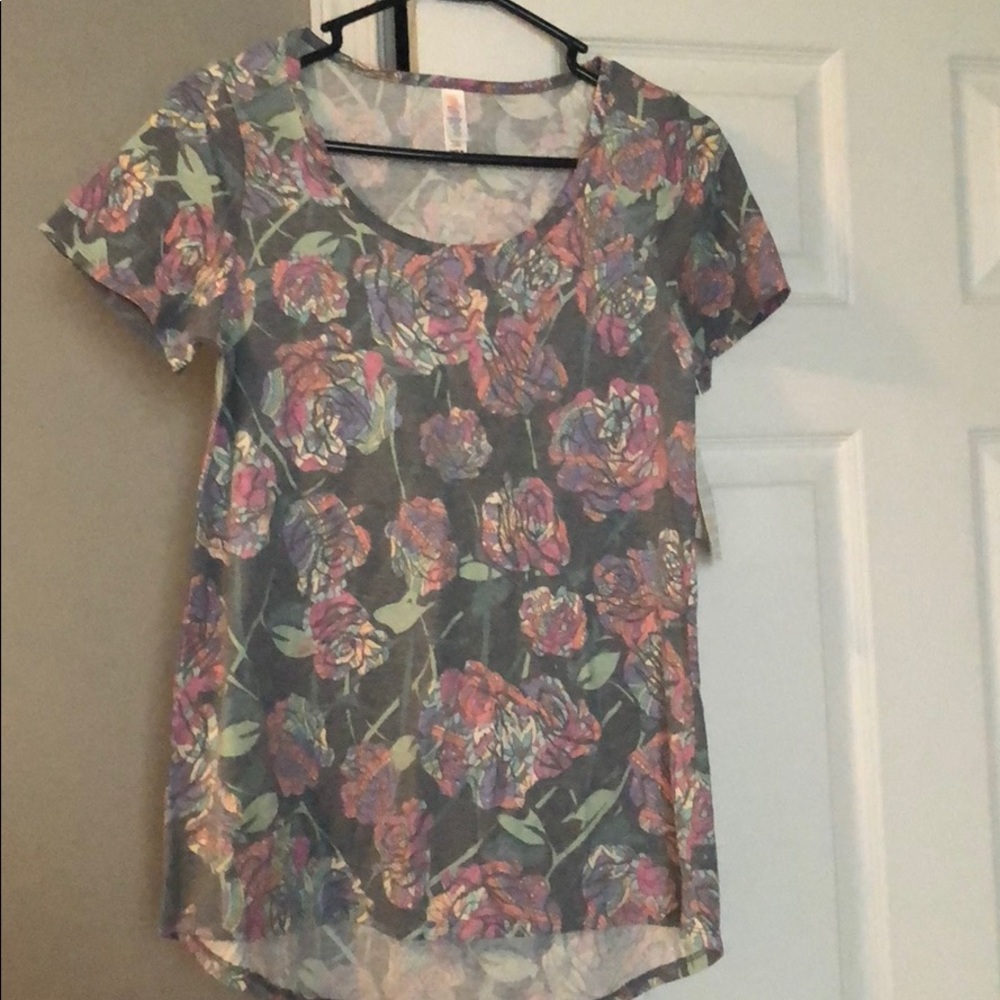 Lularoe classic T , XS BRAND NEW